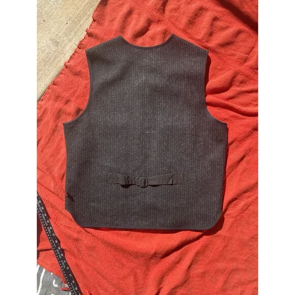 Woolrich Men’s Wool Vest Size L Gray Zip Front Utility Pockets Adjustable Back - Picture 7 of 8